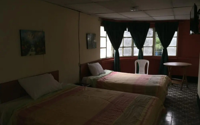 Hotel Mayestic