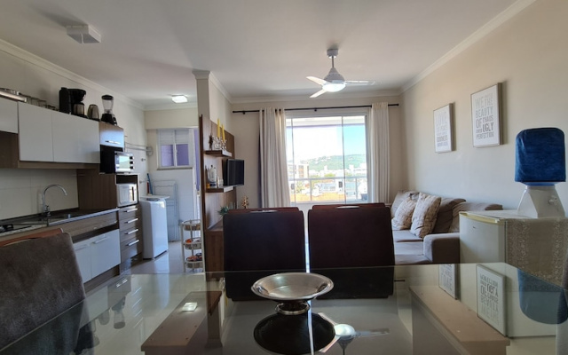 Lindo Apt 03 dormitorios em Bombas 801