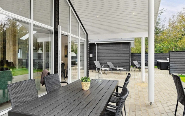 5 Star Holiday Home in Albaek