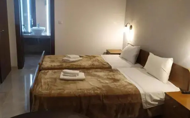 SmallHotel - Vevi