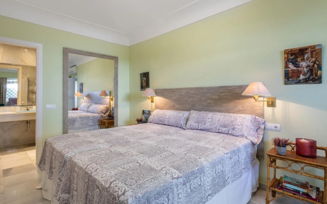 3BD Exclusive Apartment in Guadalmina Beach, Parque del sol