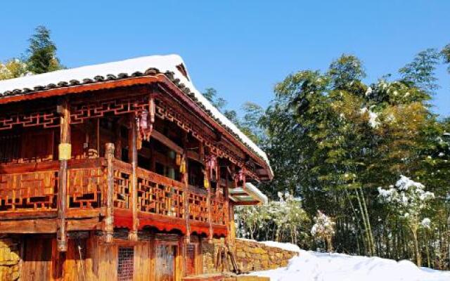 Zhangjiajie Lodge In The Forest