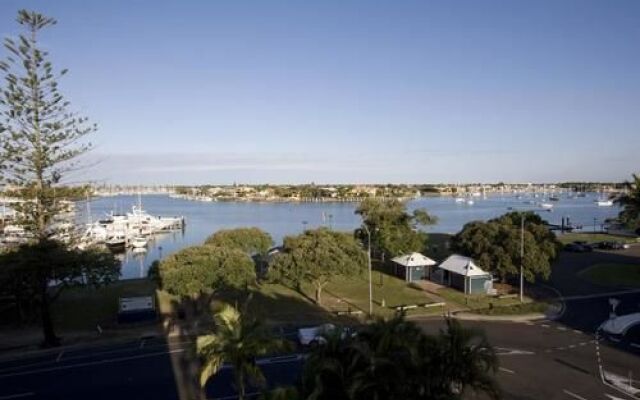 Riverdance Apartments