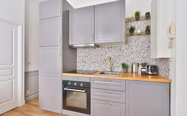 NEW ! Outstanding 2BR & 1BR Apt in Paris 15