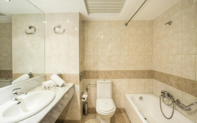 Kipriotis Hippocrates Hotel -  All Inclusive