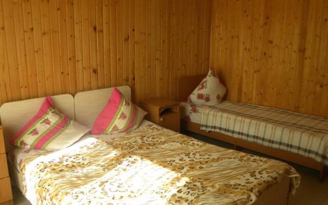Laura Guest House