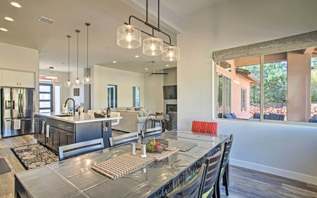 Tranquil Sedona Home With Fireplace & Hot Tub!