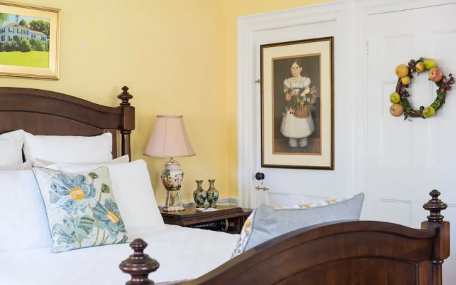 Candleberry Inn on Cape Cod