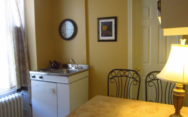 Chipman Hill Suites on Sydney