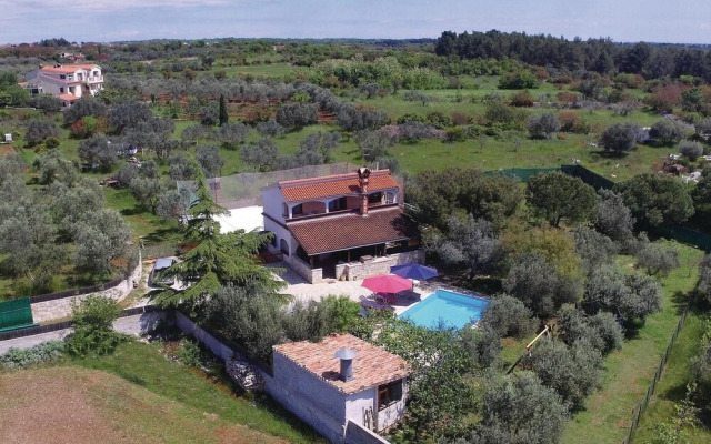 Stunning Home in Vodnjan With Wifi and 3 Bedrooms