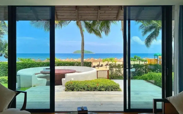 Le Meridien Shimei Bay Beach