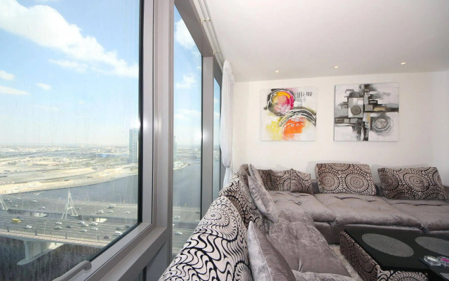 Signature Holiday Homes Dubai