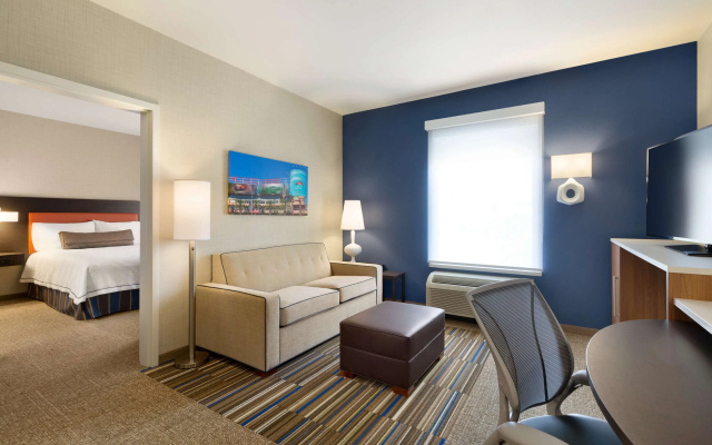 Home2 Suites by Hilton Glendale - Westgate