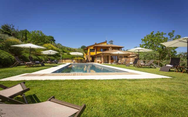 Villa Amadeo by PosarelliVillas