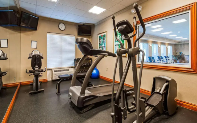 Comfort Inn & Suites