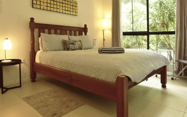 Misty Mountains Rainforest Retreat