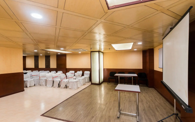 Oyo Flagship 60504 Hotel Marina