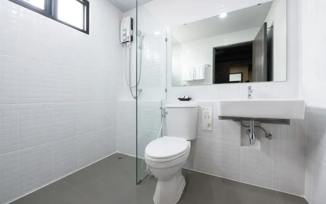 Oblique Apartment