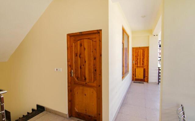 Fabhotel Royal Galaxy