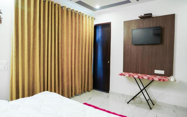 Lime Tree 2 Bhk serviced Apartment Near Fortis Gurgaon