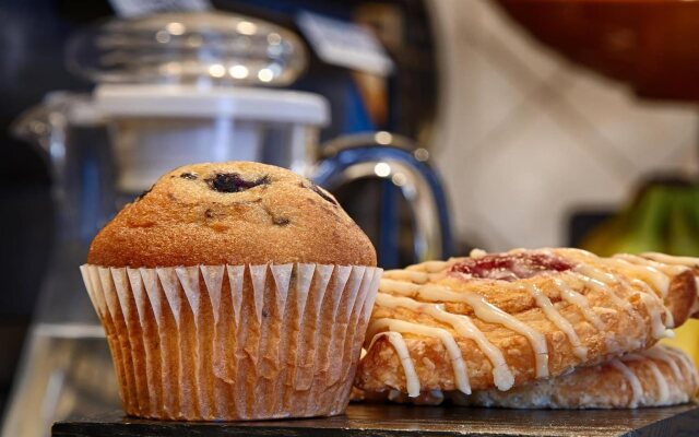 SureStay Hotel by Best Western Ottawa