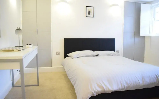 Stunning 1 Bedroom Apartment in Kennington