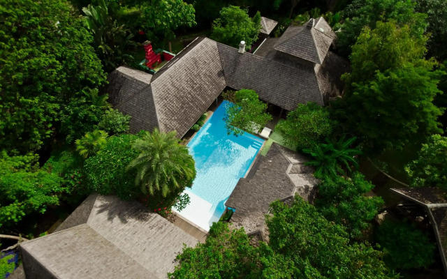Chandra Residence