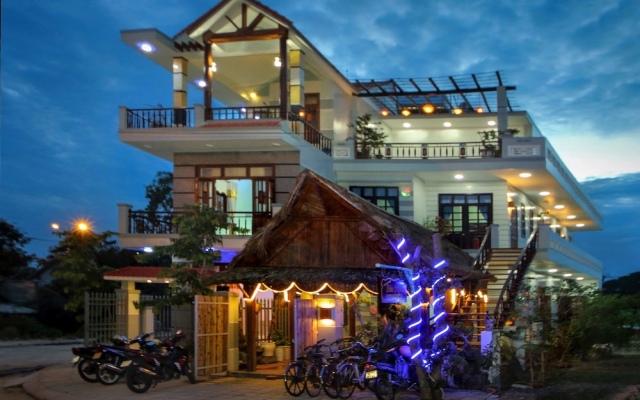 Hoi An Sea Sunset Homestay