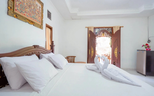 Tebluess Guesthouse Gianyar RedPartner