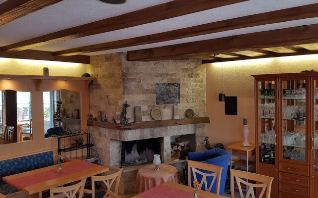 Sevdas Garni Hotel Weinforth