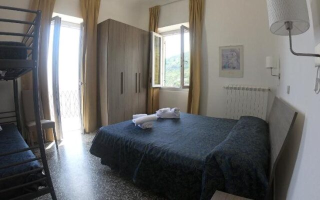 Hotel Monique