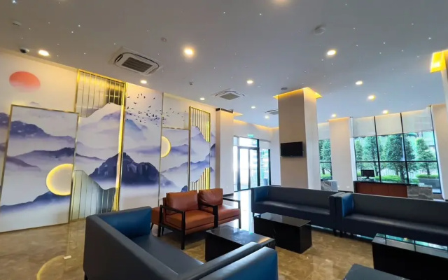 The Yanné, Onsen Hotel