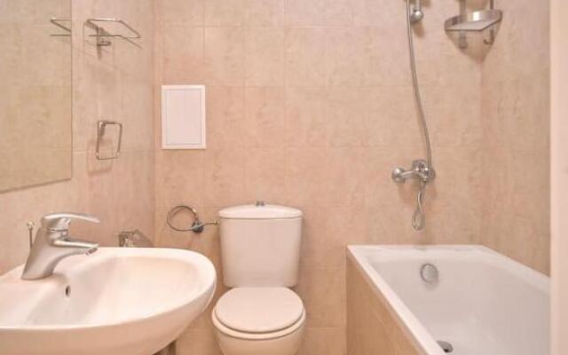 FM Deluxe 2-BDR Apartment - South Park