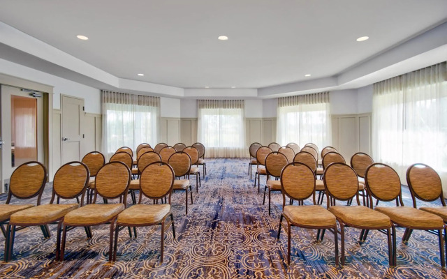 Residence Inn by Marriott Orlando Flamingo Crossing/Western Entrance