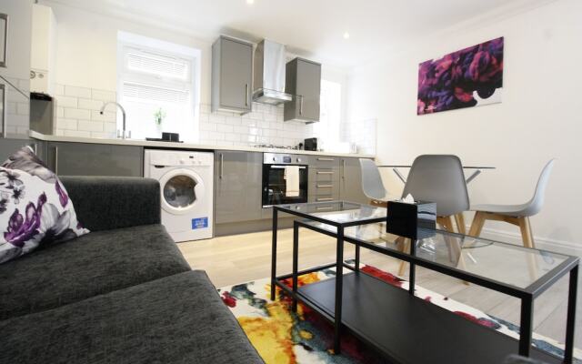 Willow Serviced Apartments - The Walk 3