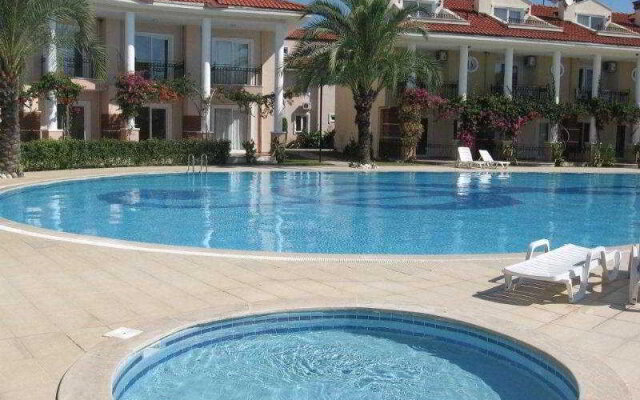 Oasis Holiday Residence  Villas