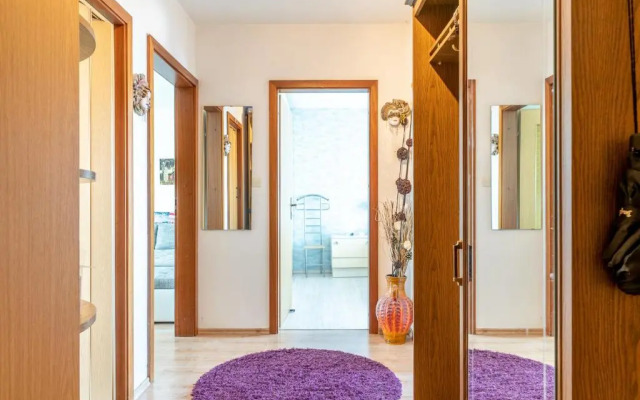 Id 5546 - Private Apartment