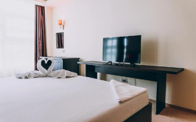 Ramada by Wyndham Constanta