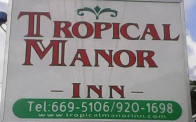 Tropical Manor Inn