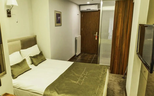 The 22 Hotel