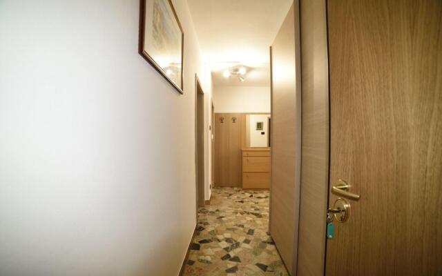 BERTA - large four-room apartment - 022036-AT-907457-445 BERTA