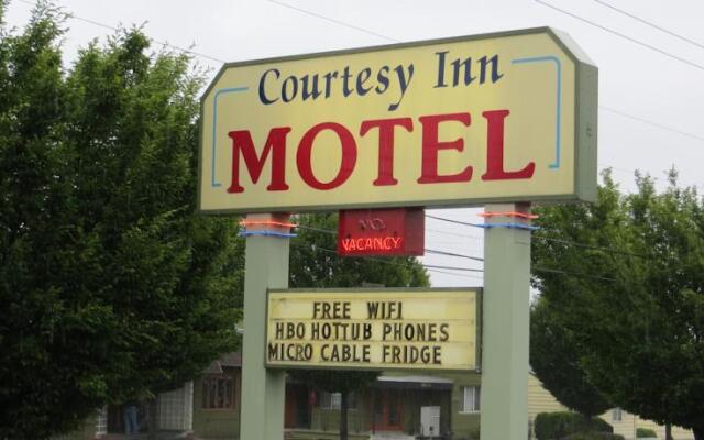 Courtesy Inn Motel