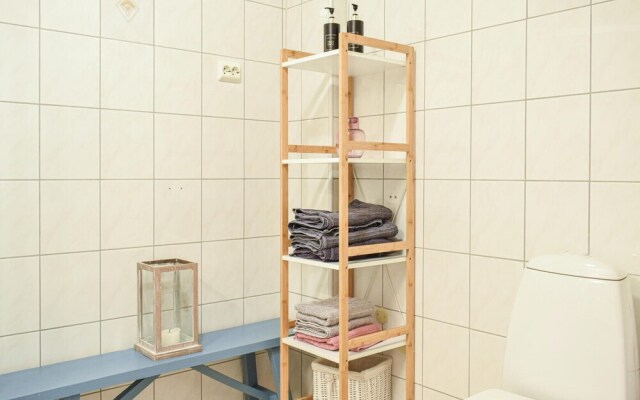 Beautiful Apartment in Åkrehamn With Wifi and 2 Bedrooms