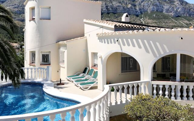 Holiday Home CASA ROMANTICA (DEN100)