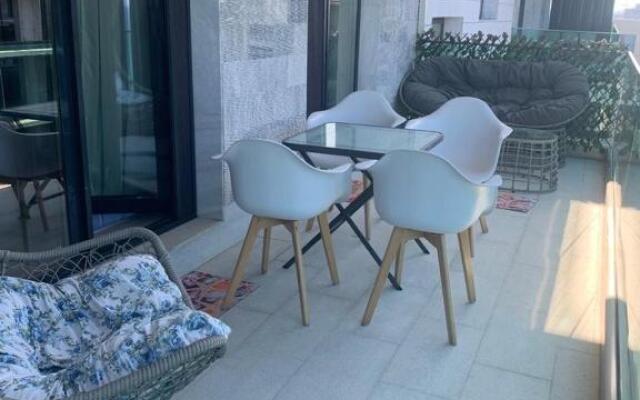 Velvet 64 apartament pe plaja