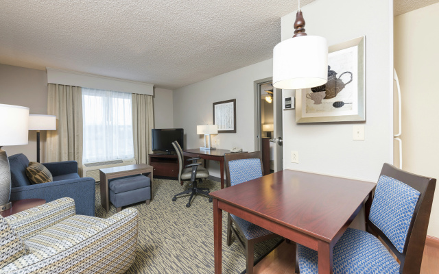 Homewood Suites by Hilton Bloomington