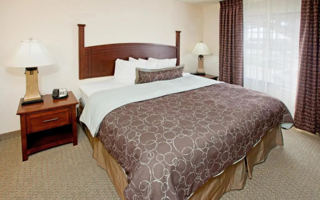 Staybridge Suites Indianapolis Downtown - Convention Center