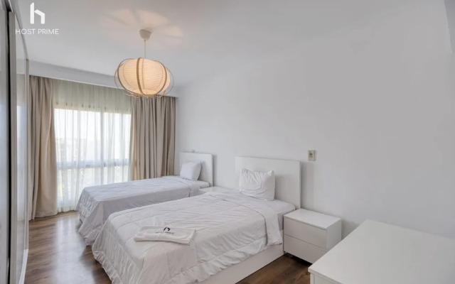 Grand Stay Apartment in Rehab City