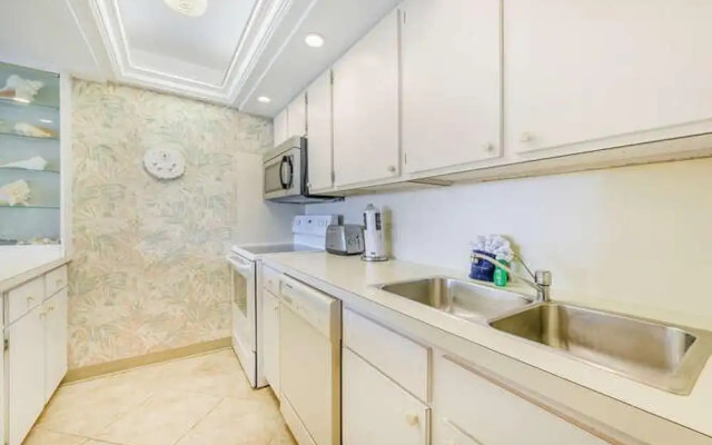 Sally s Dolphin Way Condo