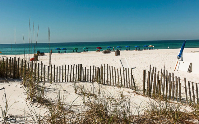 Silver Dunes by Holiday Isle